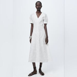 ZARA EMBROIDERED EYELET DRESS ZW COLLECTION